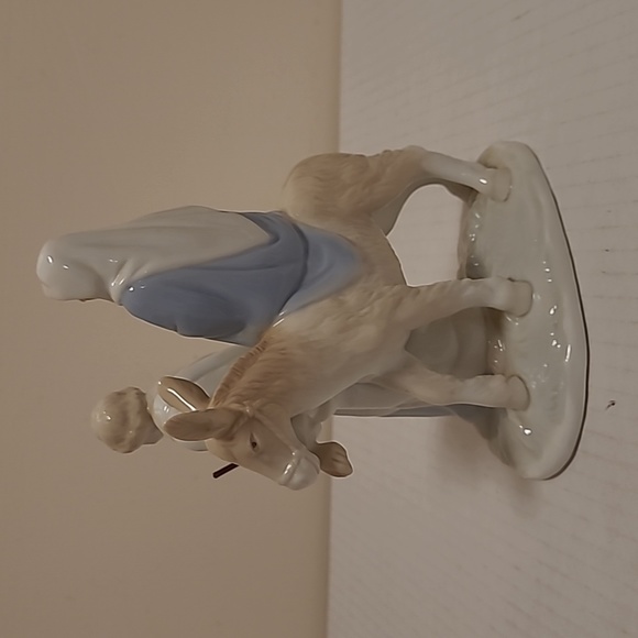 Vintage Home Interior Journey into Egypt Figurine - Picture 7 of 16